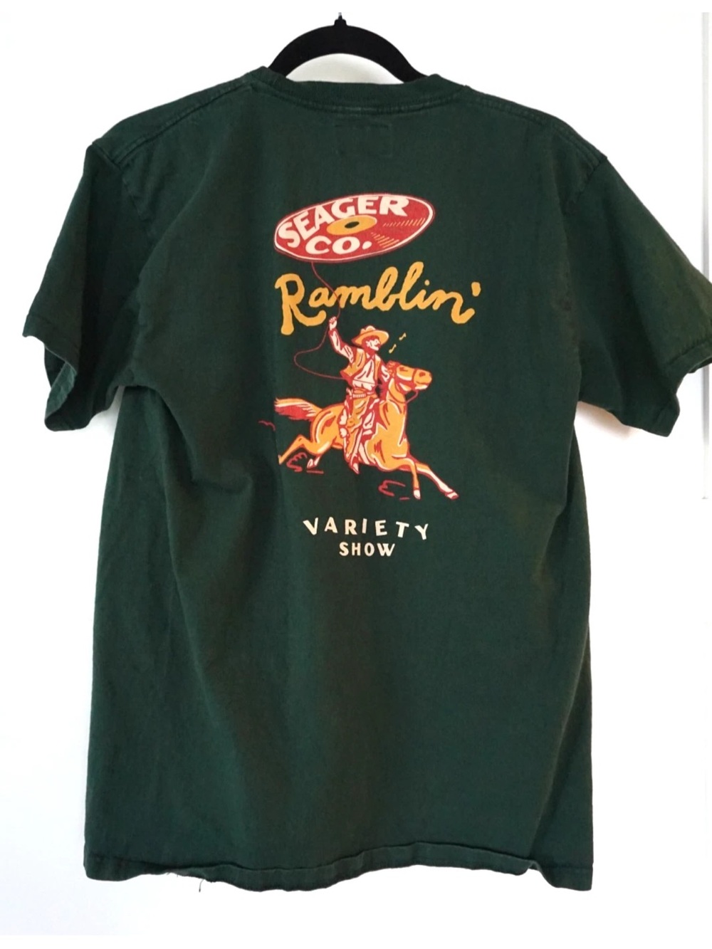 Seager Apparel Men's Ramblin' Show Cowboy T-Shirt Graphic Green Medium NWT